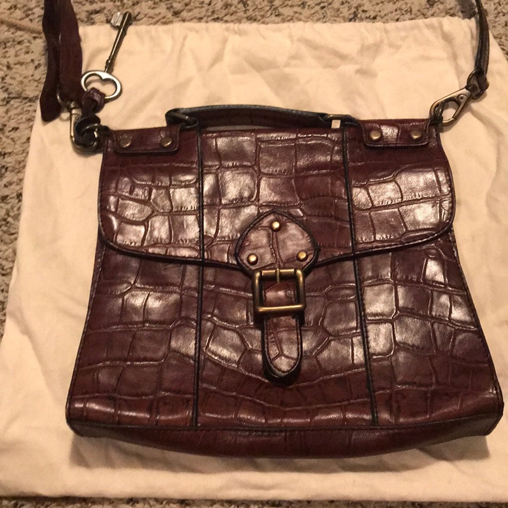 Leather Fossil crocodile embossed handbag